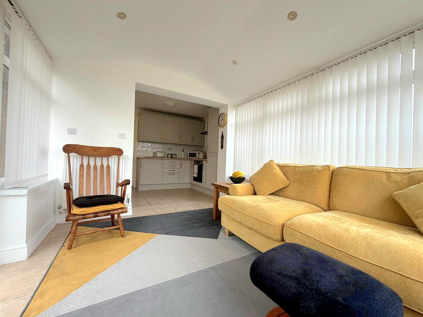 Llwynmawr Close, Sketty, Swansea, SA2 9HD